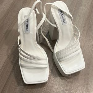 BRAND NEW STEVE MADDEN